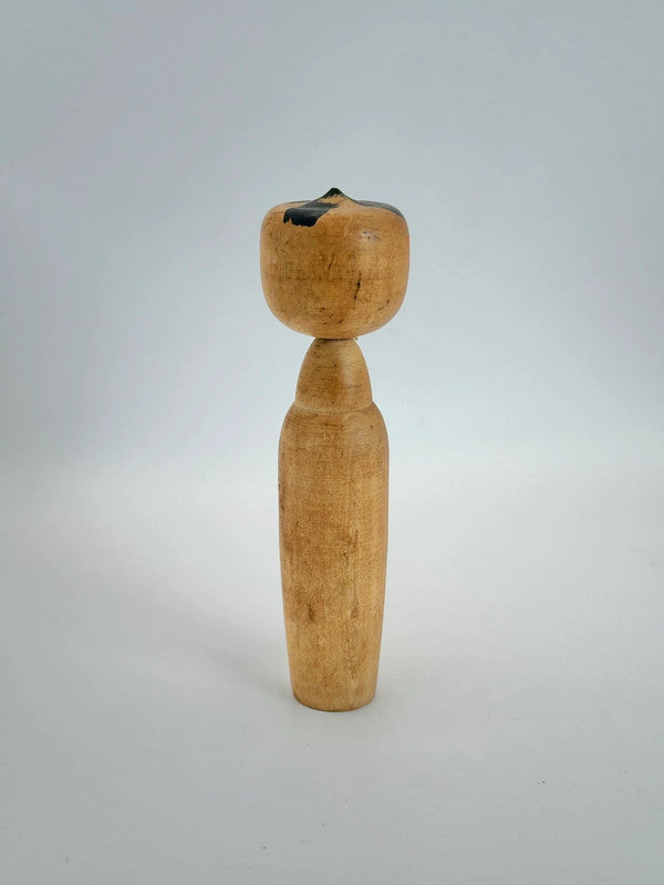 Poupée kokeshi vintage en kakis