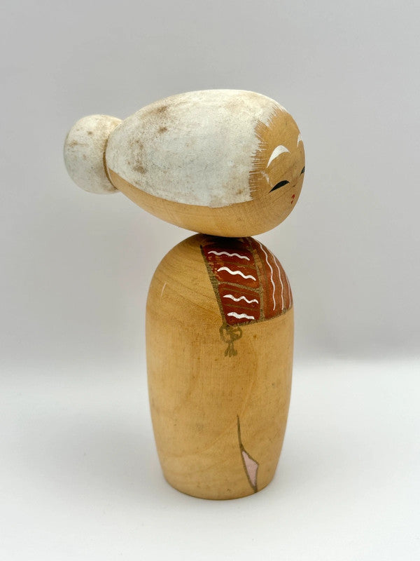 K10030 - Vintage Japanese kokeshi doll grandmother