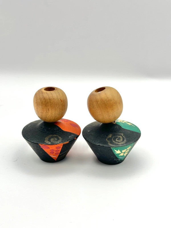 K05007 - Vintage kokeshi of Kabuki actors