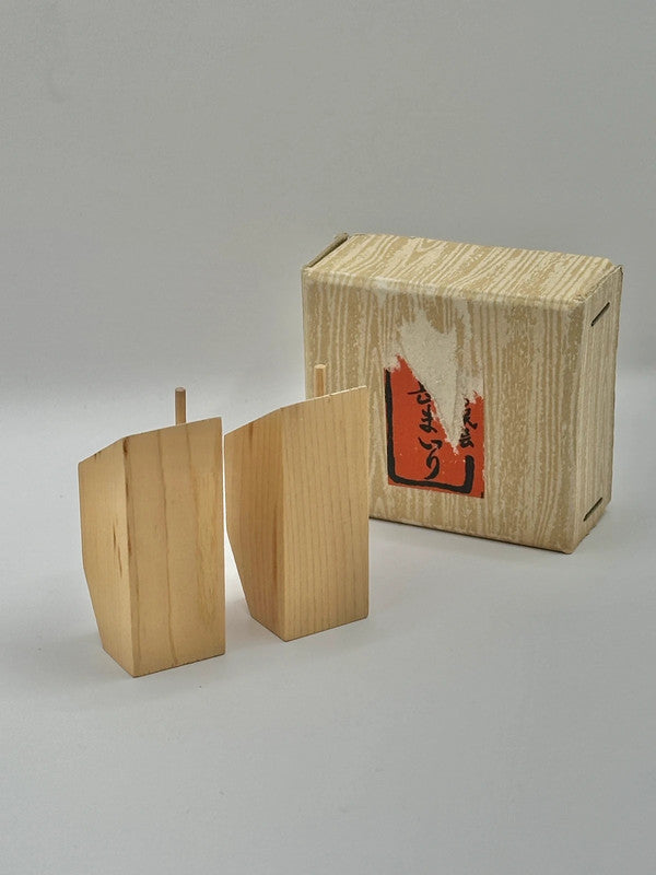 FT04 - Onsen souvenir kokeshi Mt. Minamidake
