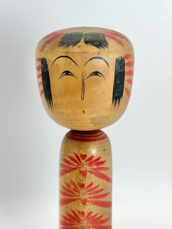K18012 - Traditional Zao kokeshi by Ishiyama Kazuo