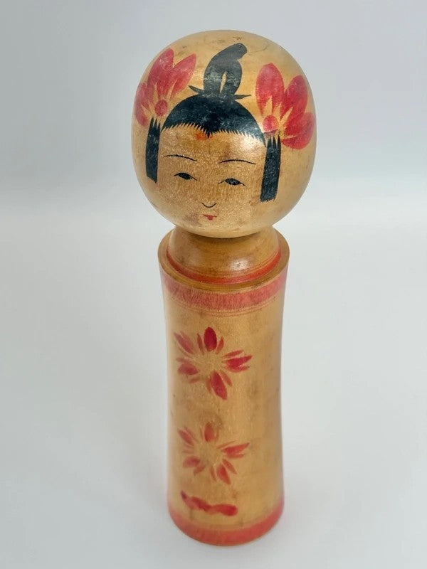 K18042 - Traditional Naruko kokeshi by Honma Tomegorō