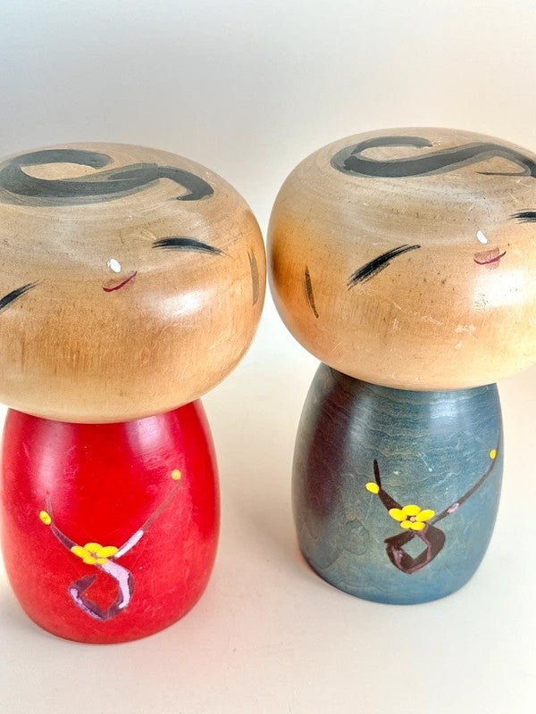 K18104 - “Spring” Pair of Sosaku Kokeshi by Takahashi Akinori  高橋昭倫 「春」