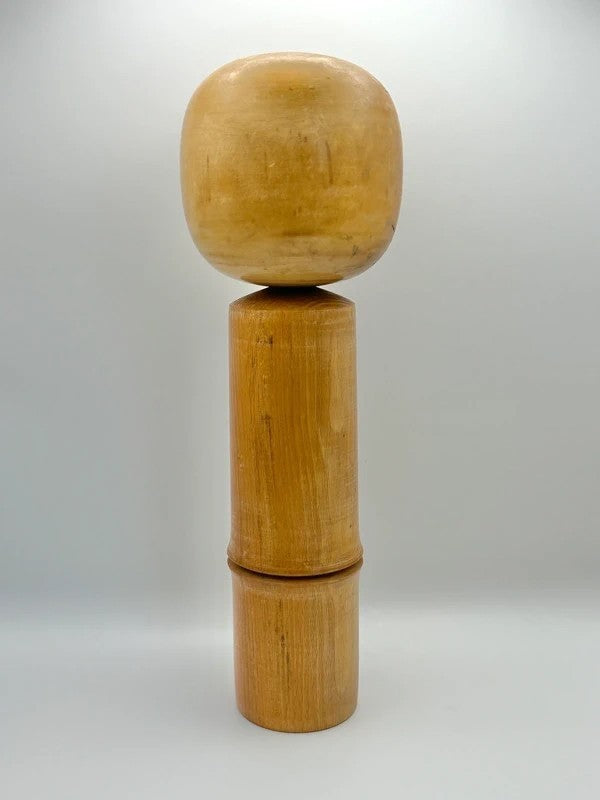 K30003 - Sosaku kokeshi by Masao Sato 佐藤桝男
