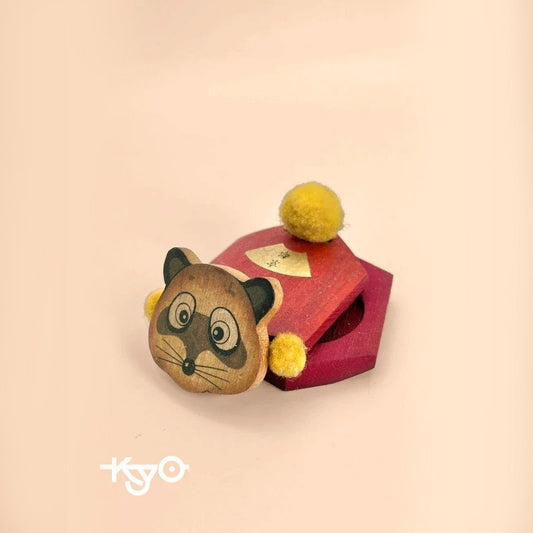 FT16 - Vintage Japanese toy castanet