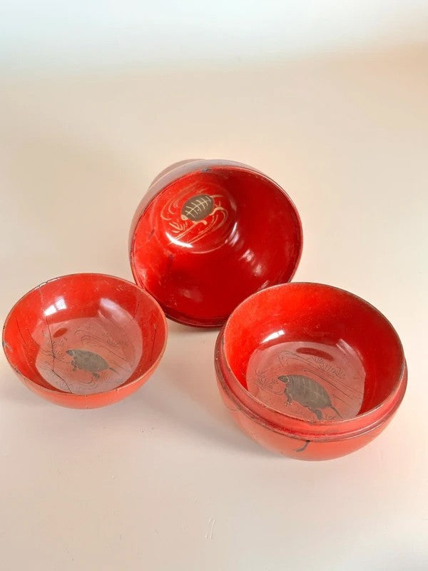 FT192 - Hand-Painted Daruma Lacquerware Set
