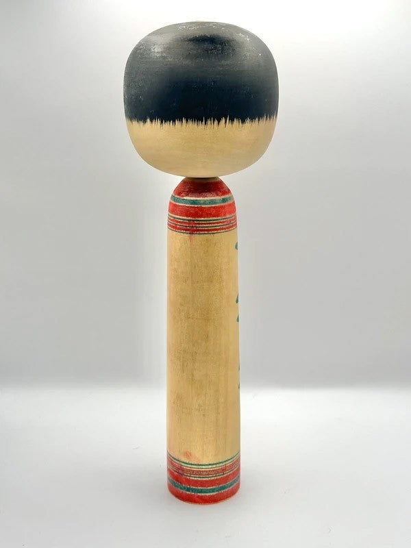 K30002 - Traditional Yajiro kokeshi by Tsuta Mamoru 蔦衛