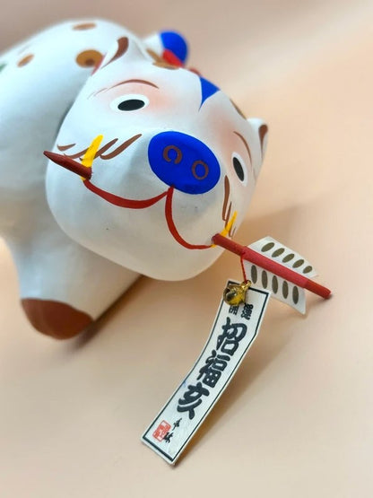 FT10 - Vintage Japanese folk toy white boar paper mache 招福 亥