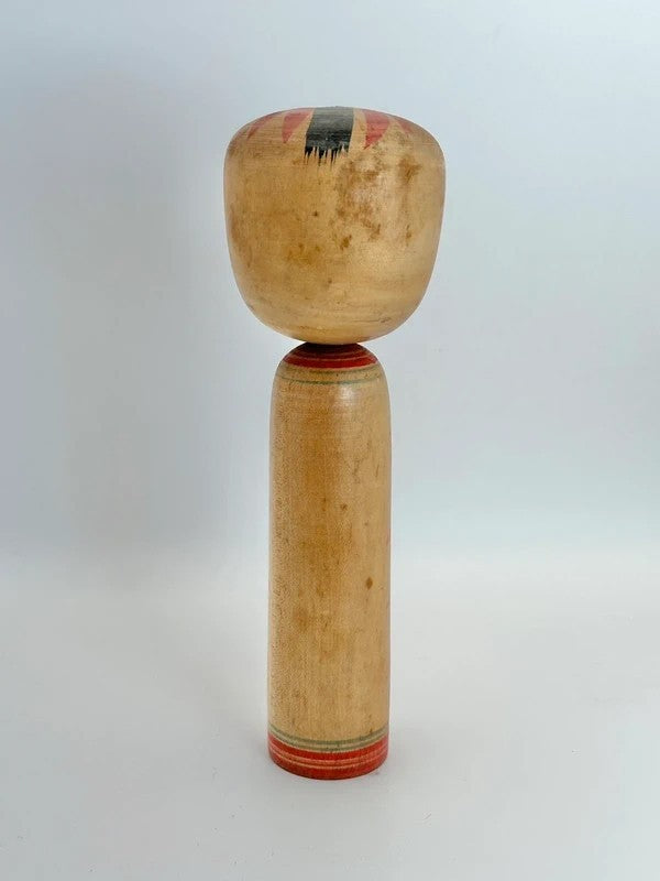 K18012 - Traditional Zao kokeshi by Ishiyama Kazuo