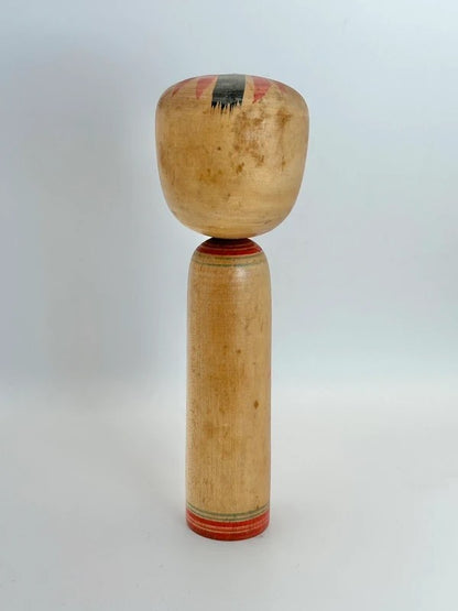 K18012 - Traditional Zao kokeshi by Ishiyama Kazuo