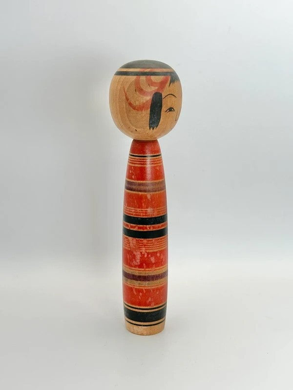K18069 - Traditional Tsuchiyu kokeshi by Sakuo Abe