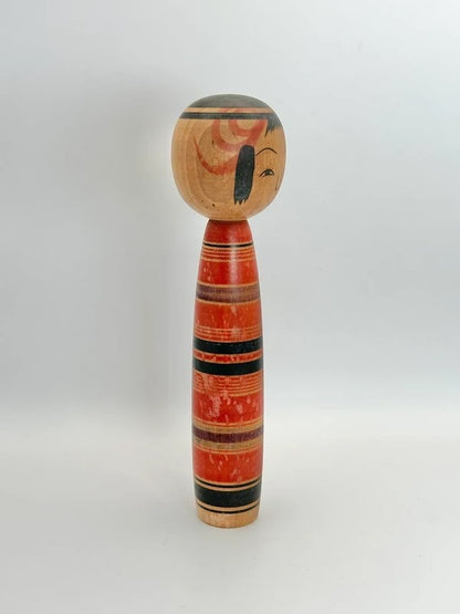 K18069 - Traditional Tsuchiyu kokeshi by Sakuo Abe