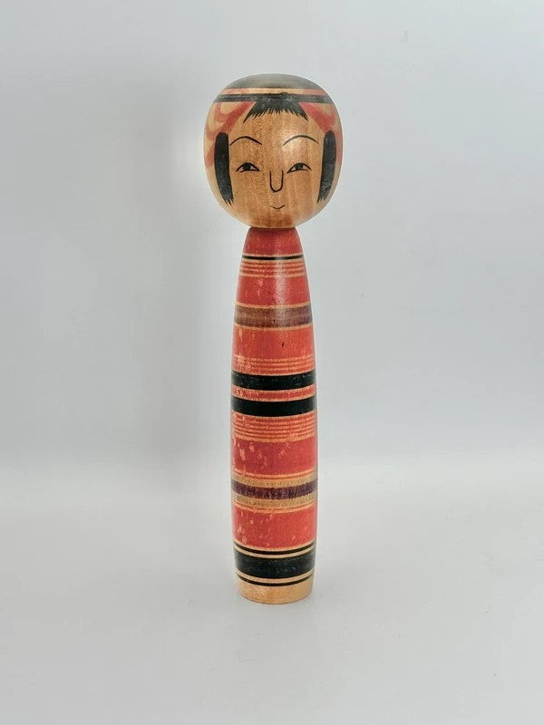 K18069 - Traditional Tsuchiyu kokeshi by Sakuo Abe