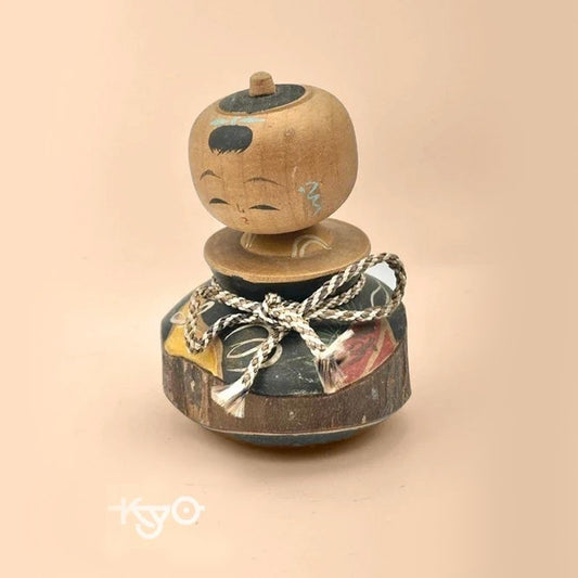 K10048 - Onsen souvenir kokeshi doll
