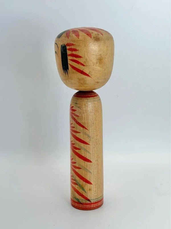K18012 - Traditional Zao kokeshi by Ishiyama Kazuo