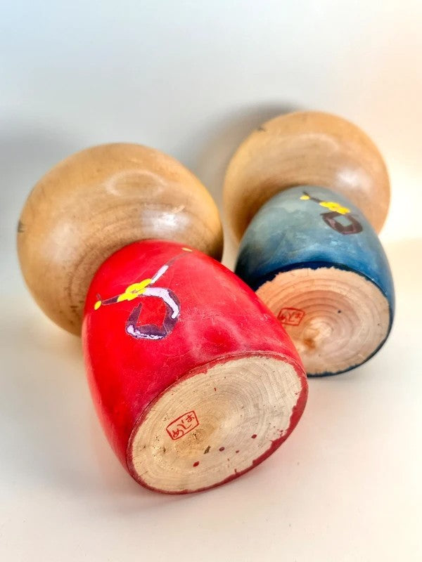 K18104 - “Spring” Pair of Sosaku Kokeshi by Takahashi Akinori  高橋昭倫 「春」