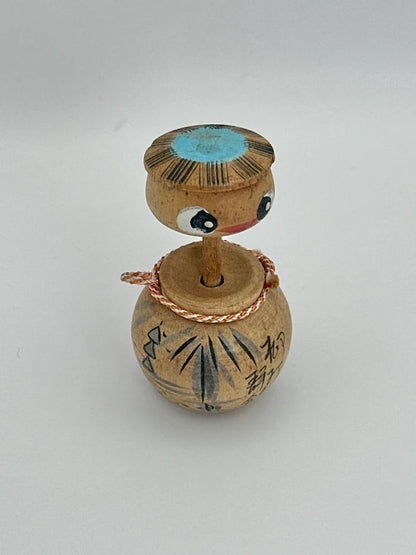 K05011 - Omiyage onsen kokeshi Shima Onsen 四万温泉.