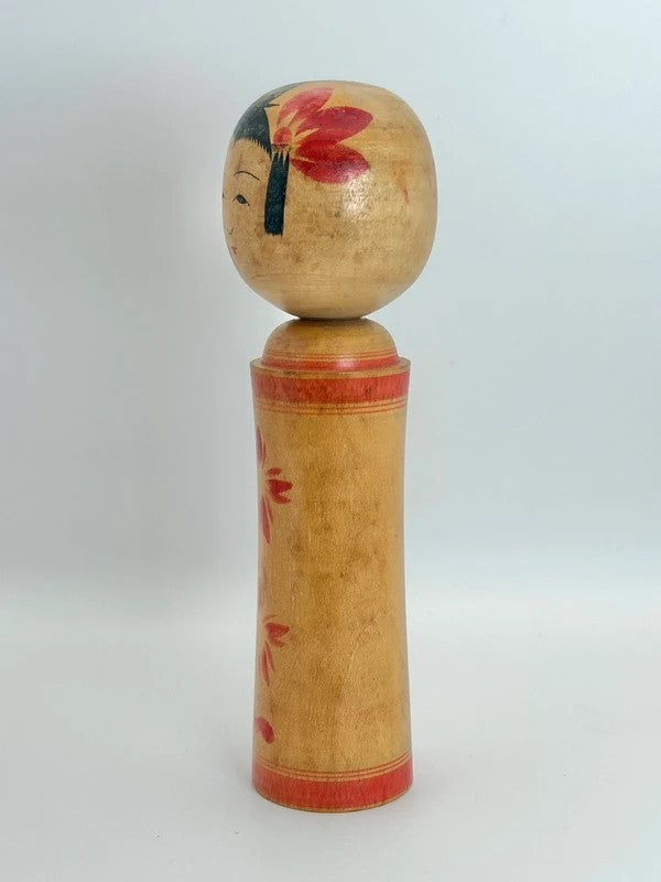 K18042 - Traditional Naruko kokeshi by Honma Tomegorō