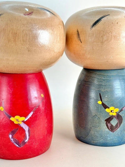 K18104 - “Spring” Pair of Sosaku Kokeshi by Takahashi Akinori  高橋昭倫 「春」