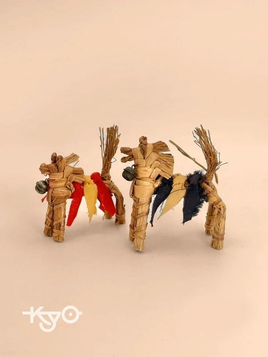 FT70 - Vintage Japanese folk toy horses