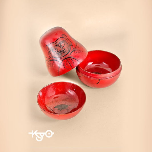 FT192 - Hand-Painted Daruma Lacquerware Set