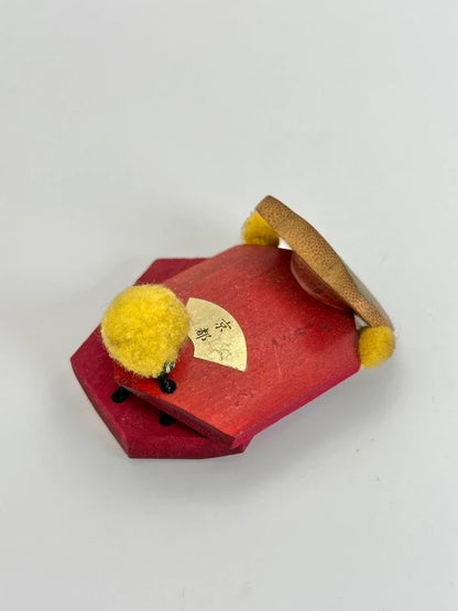 FT16 - Vintage Japanese toy castanet