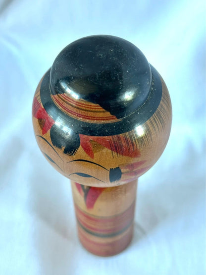 Kokeshi traditionnel Yajirou par Koichi