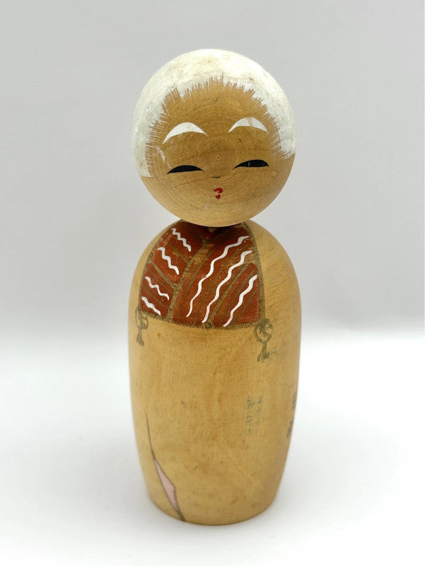 K10030 - Vintage Japanese kokeshi doll grandmother