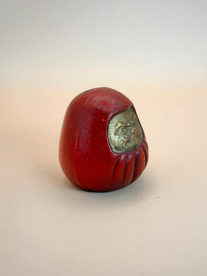Figurine Daruma japonaise vintage en métal