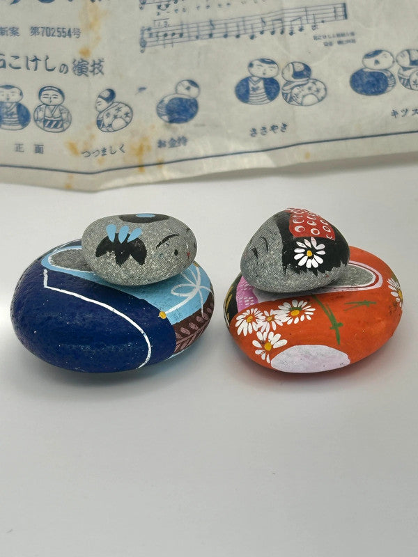 FT01 - Ishikokeshi - stone kokeshi pair