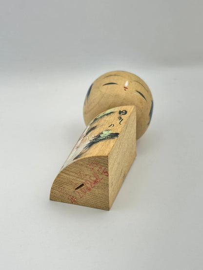 Poupée kokeshi souvenir Onsen vintage