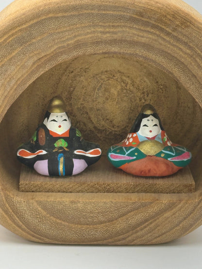 FT32 - Japanese Hina-Dolls