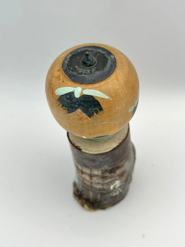 Poupée kokeshi souvenir Onsen Japon