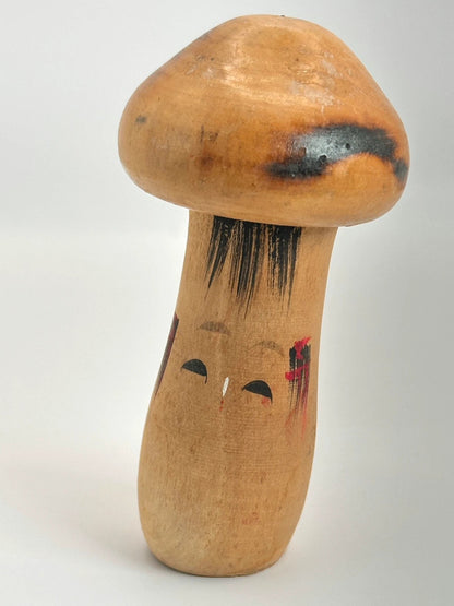 Poupée kokeshi champignon vintage