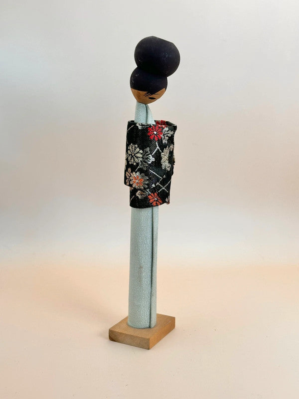 K20085 - Poupée en tissu kokeshi Sosaku