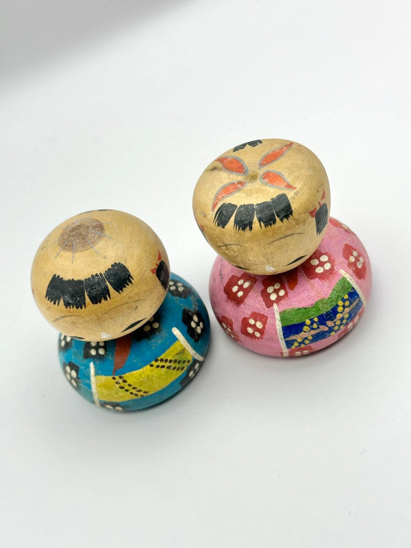 Poupées Kokeshi japonaises vintage en bois