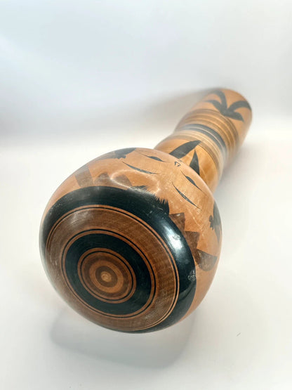 Kokeshi Yajiro traditionnel par Ishikawa Tokujiro