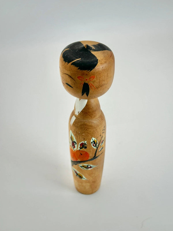 Poupée kokeshi vintage en kakis