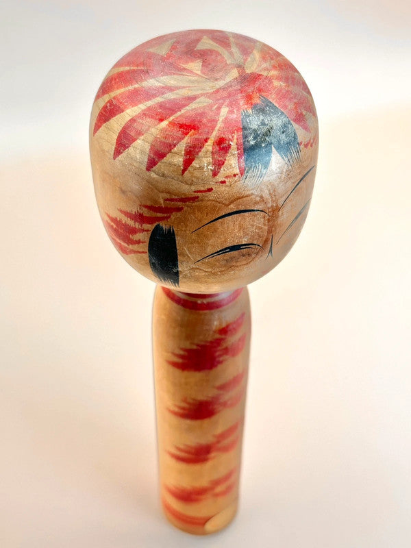 Kokeshi Togatta traditionnel par Tetsuro Sato