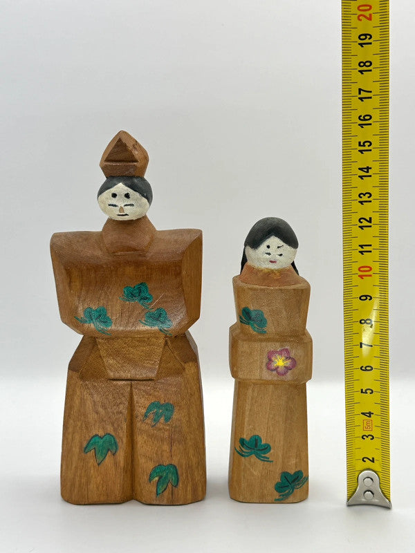 FT07 - Japanese folk toy - pair of Hina wooden dolls