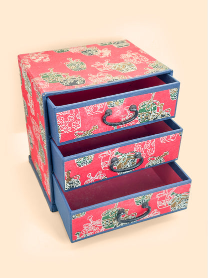 TB423 - Mingei-style three-drawer chest 和柄箪笥