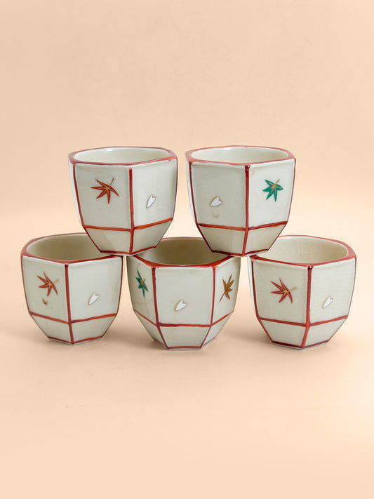 TB380 - Mino-yaki Small Bowls with Maple Leaf 美濃焼