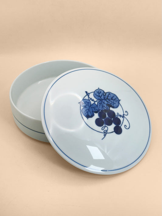 TB456 - Lidded porcelain container from Odagama Kiln 小田窯