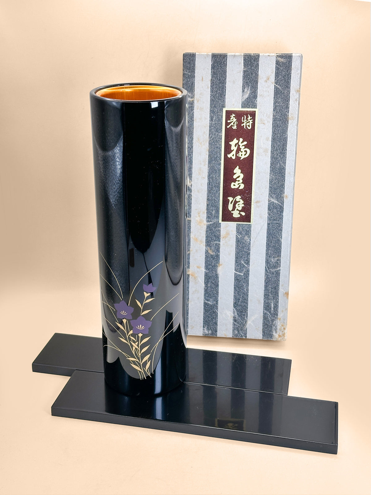 TB449 - Wajima Lacquerware Vase 輪島塗