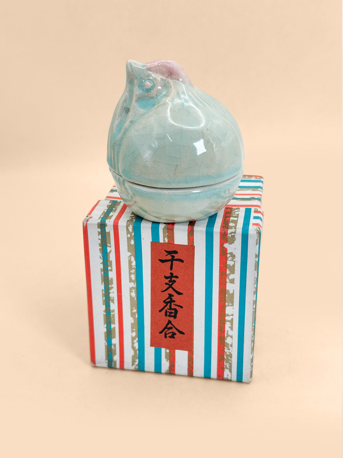 TB415 - Rooster Kōrai Seiji Kōgō 高麗青磁