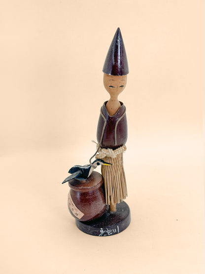 K20175 - Sosaku Kokeshi of Ukai Cormorant Fisher 鵜匠人形