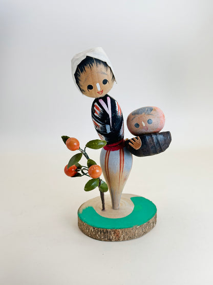 K15113 - Omiyage Mikan Kokeshi from  Shirahama 白浜