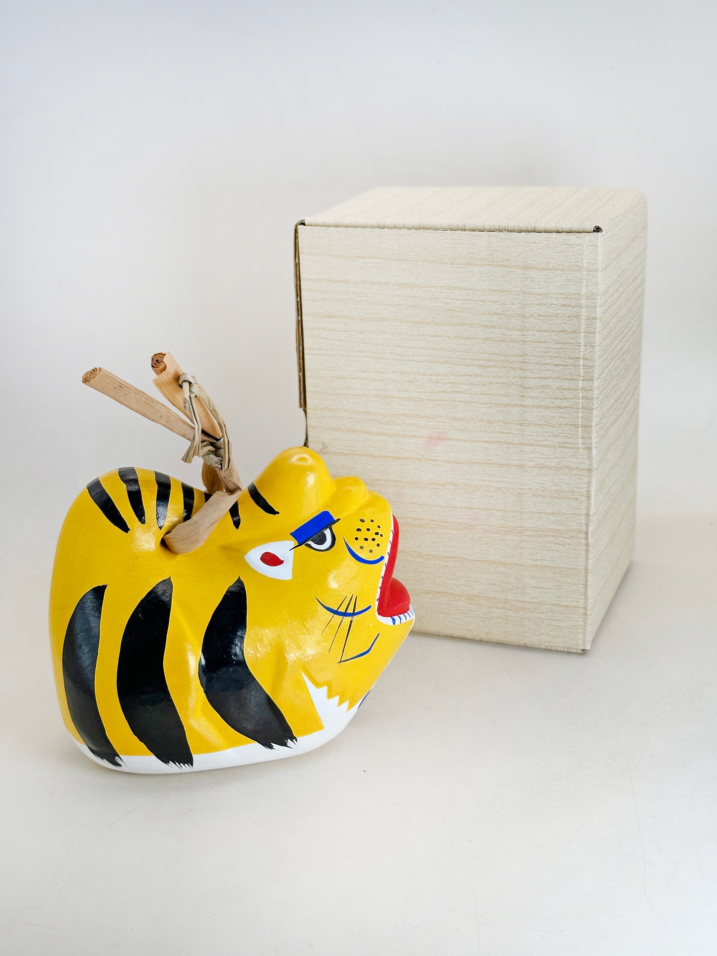 CB259 - Dorei Clay Bell of Tiger Nogomi Ningyō のごみ人形