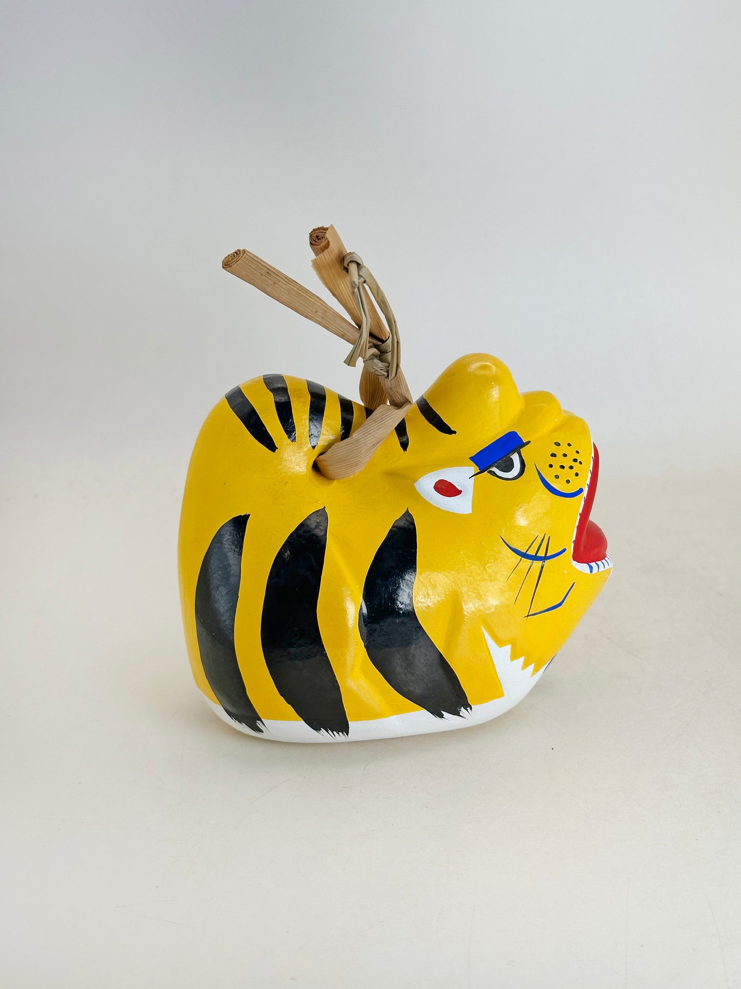 CB259 - Dorei Clay Bell of Tiger Nogomi Ningyō のごみ人形