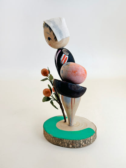K15113 - Omiyage Mikan Kokeshi from  Shirahama 白浜